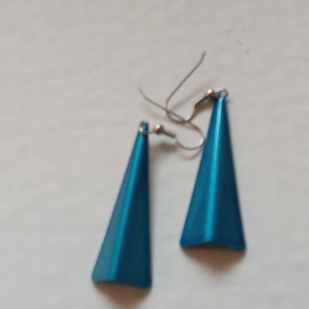 Vintage aqua metal Triangle dangle earrings.
